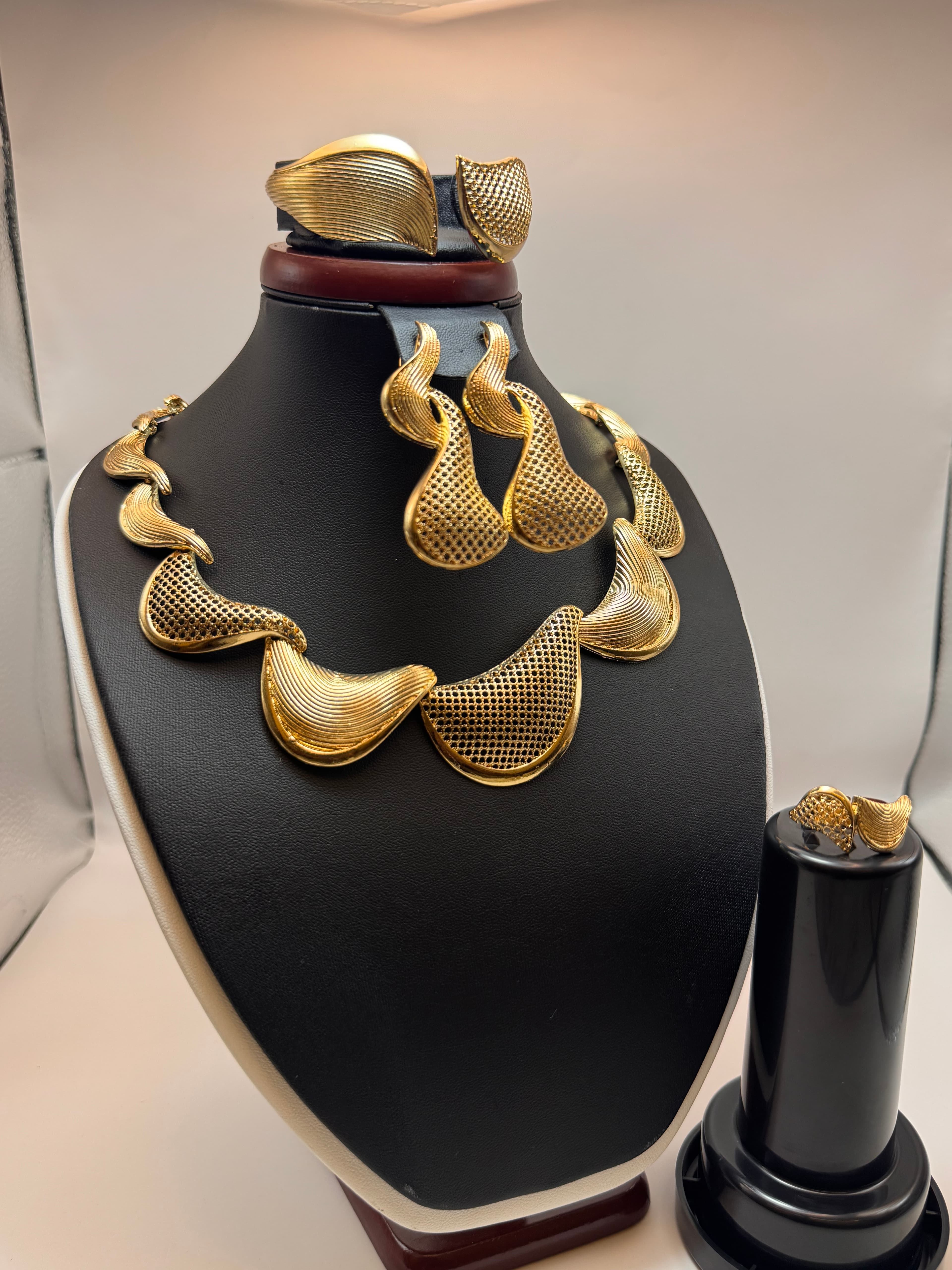 Gold Jewelry set